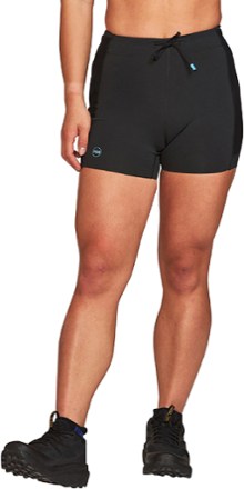 Janji 3.5" Trail Shorts - Women's 2
