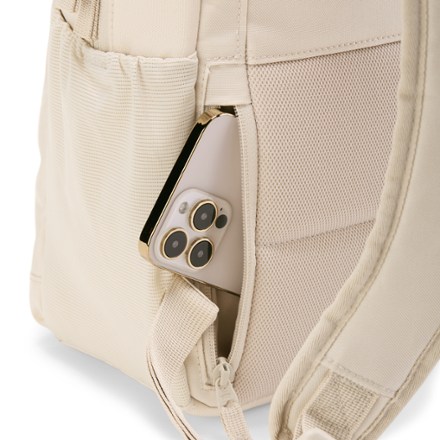 GOT BAG DayPack 2.0 Trekking pole attachments