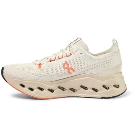 On Cloudsurfer Max Road-Running Shoes - Women's 7