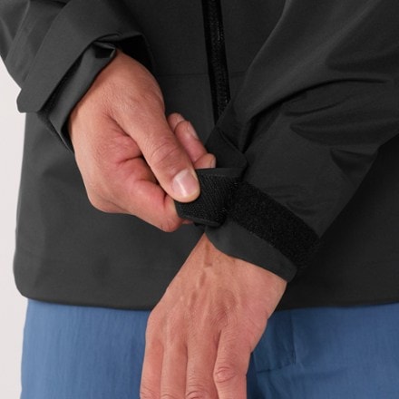 Arc'teryx Sabre Jacket - Men's 10