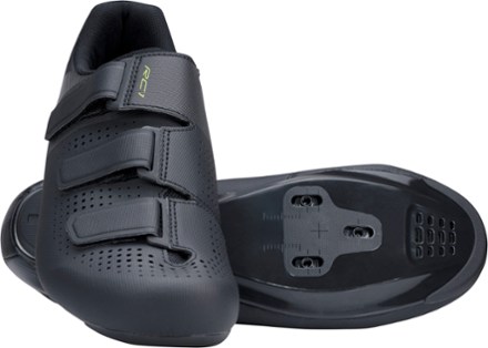 Road cycling shoes