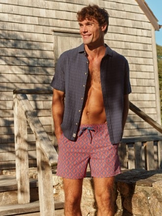 Location Image for Bungalow 5" Swim Trunks - Men's