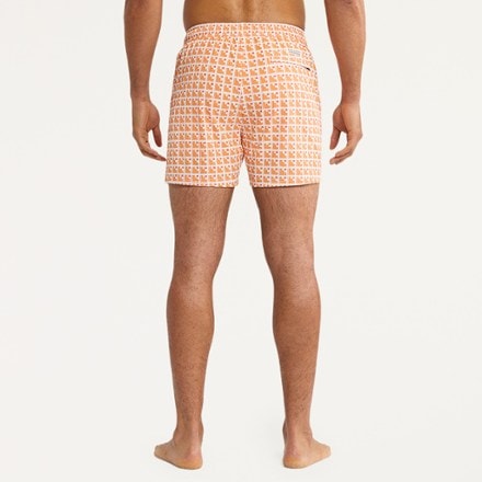 Fair Harbor Bungalow 5" Swim Trunks - Men's 2