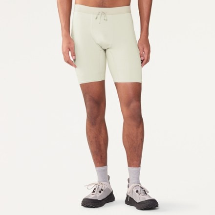 Janji Cargo Ultra Liner 8" Shorts - Men's 1