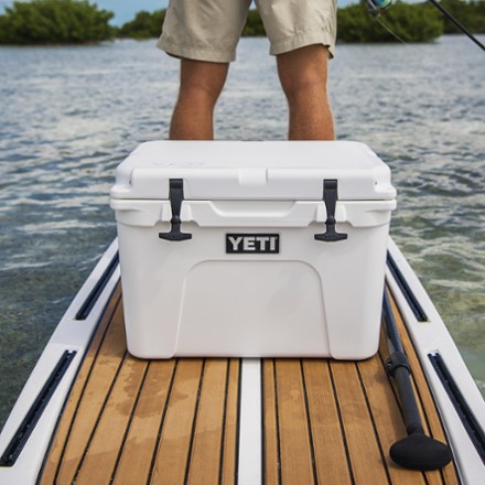 YETI Tundra 35 Cooler 1