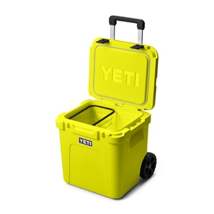 YETI Roadie 48 Wheeled Cooler 2
