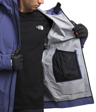 The North Face Summit Series Chamlang FUTURELIGHT Jacket - Men's 4