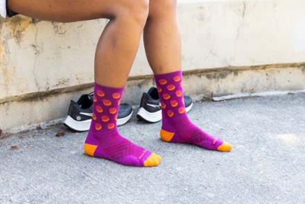 Darn Tough Circuit Micro Crew Ultralight Cushion Socks - Women's 5