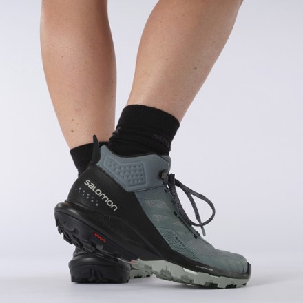Salomon OUTpulse Mid GORE-TEX Hiking Boots - Women's 7