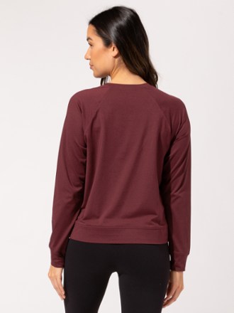 Threads 4 Thought Performance Jersey Raglan Crew Shirt - Women's 1