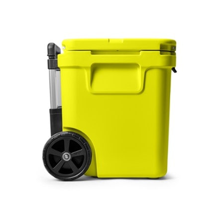 YETI Roadie 48 Wheeled Cooler 6
