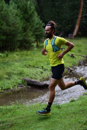 UltrAspire Basham Race Hydration Vest 9