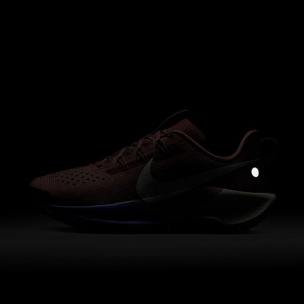 Nike Pegasus Trail 5 Trail-Running Shoes - Women's 8