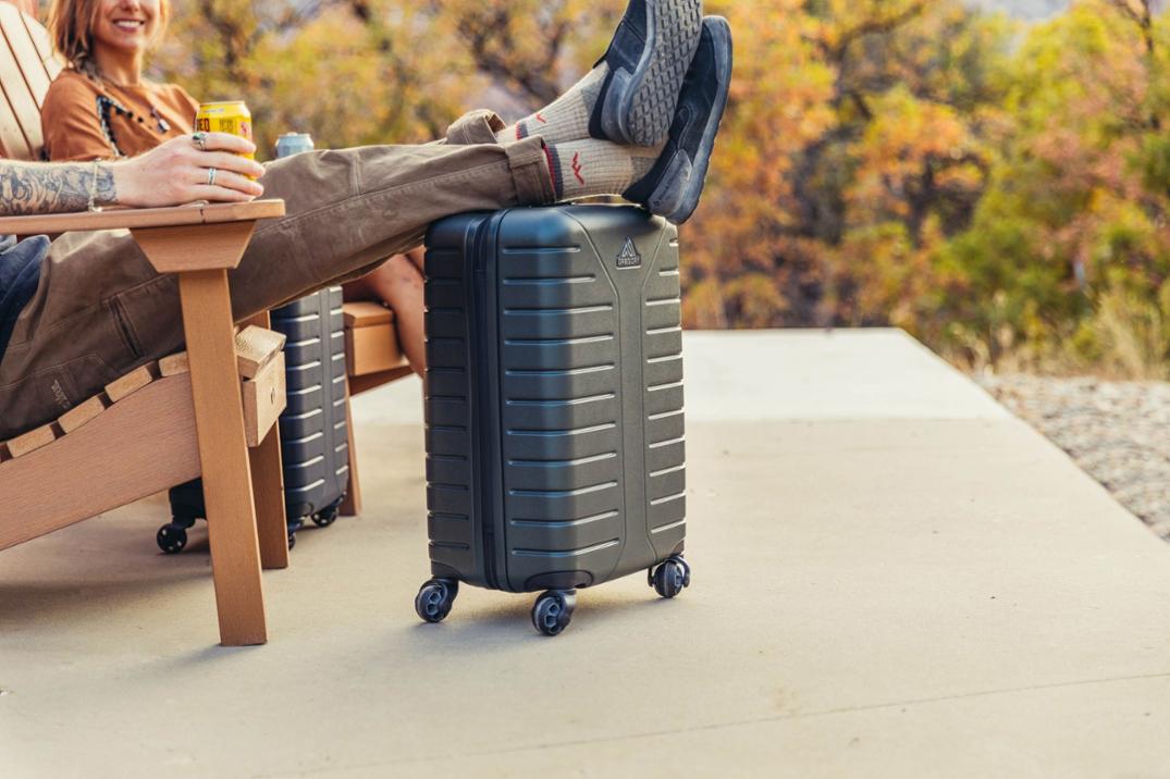 Location Image for Quadro Hardcase 22" Wheeled Luggage - Closeout