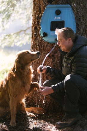 Adventure Ready Solar Shower 20 L 10