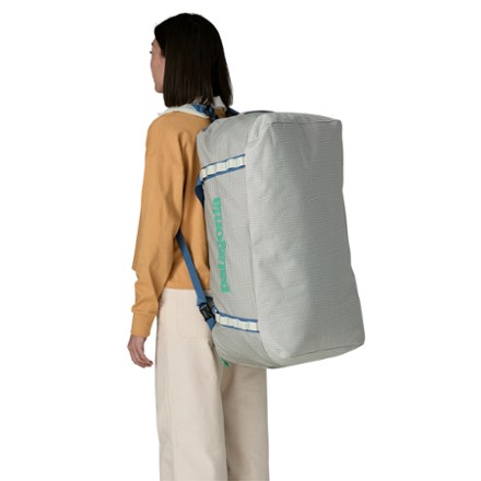 https www.rei.com product 884916 patagonia-black-hole-duffel-90l Black Hole Duffel 90L  Patagonia Worn Wear resistant coating Patagonia Black Hole Duffel 70L