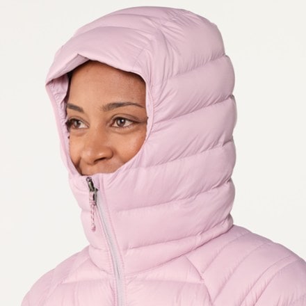 Patagonia Down Sweater Hoody - Women's 4