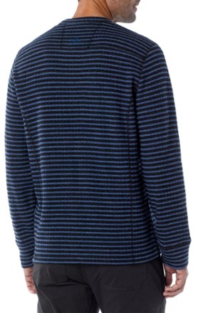 Back View (Blue Stripe)