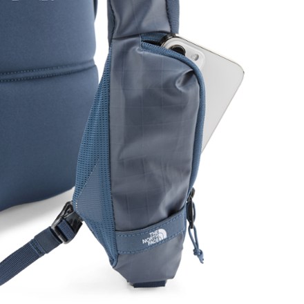 The North Face Base Camp Voyager Sling 10