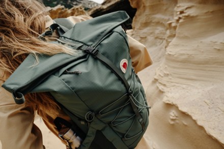 Fjallraven Abisko Hike Foldsack | REI Co-op display picture 1