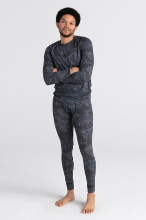 Saxx Quest Long-Sleeve Crew Base Layer Top - Men's 4