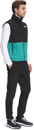 The North Face Denali 2 Vest - Men's 3