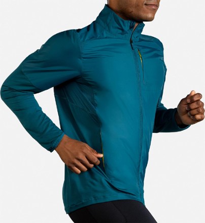 Brooks Fusion Hybrid Jacket - Men's 4