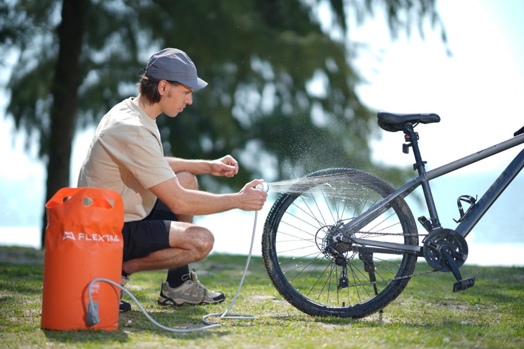 Location Image for Tiny Shower Bucket - 20 Liters