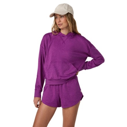 Vuori Halo Modern Pullover Hoodie - Women's 1