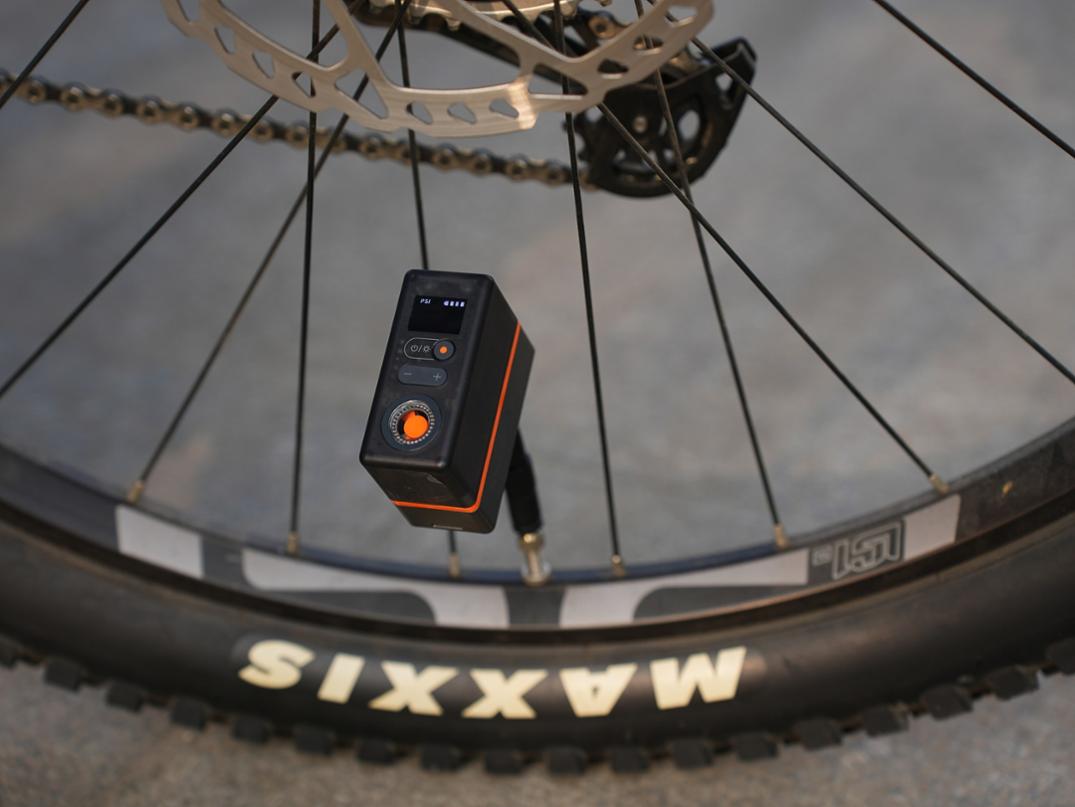Location Image for Tiny Tire Pump 200