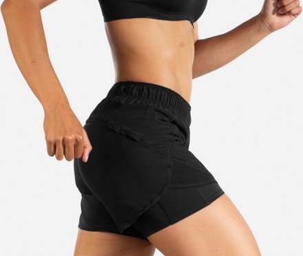 Brooks Chaser 5" 2-In-1 Shorts - Women's 4