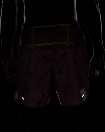 Nike Stride Dye 7" Shorts - Men's 7