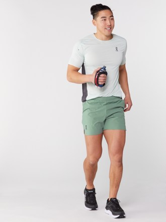 On Essential Shorts - Men's 3