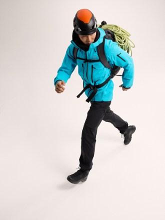Arc'teryx Alpha SV Jacket - Men's 8