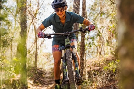 SHREDLY Droptail Trail Romper 2