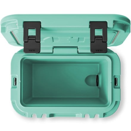 YETI Roadie 15 Hard Cooler 5