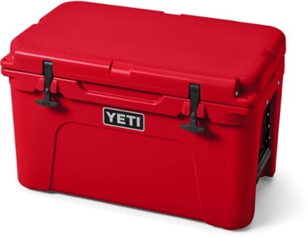 YETI Tundra 45 Cooler 1