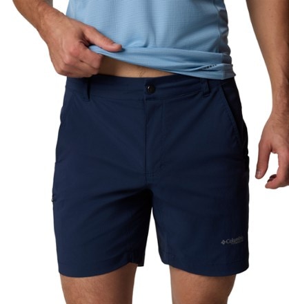Columbia Wanoga Lightweight Shorts - Men's 4