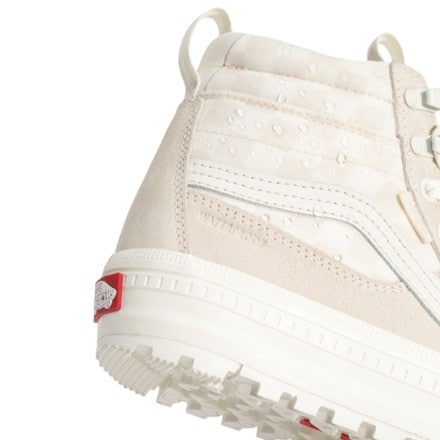 Vans Sk8-Hi Waterproof Insulated Shoes - Women's 5