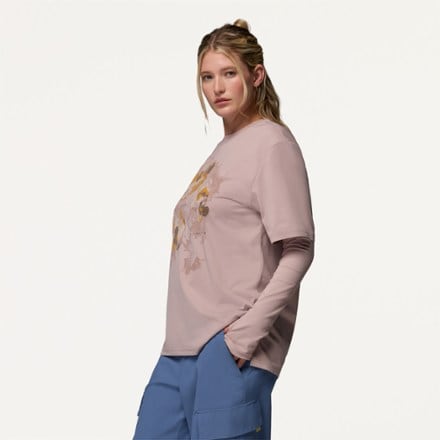Columbia Pomin Canyon Relaxed T-Shirt - Women's 3
