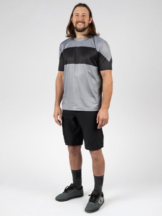 Zoic Ventor Shell Bike Shorts - Men's 3
