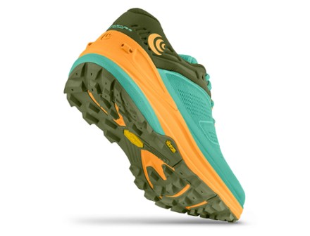 Topo Athletic Ultraventure 2 Trail-Running Shoes - Women's 5