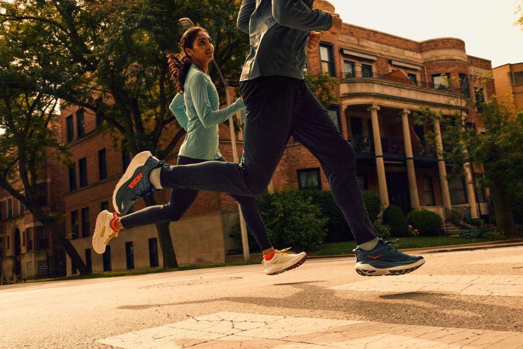 Location Image for Gaviota 6 Road-Running Shoes - Men's