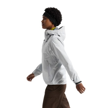 Arc'teryx Beta SL Jacket - Women's 4