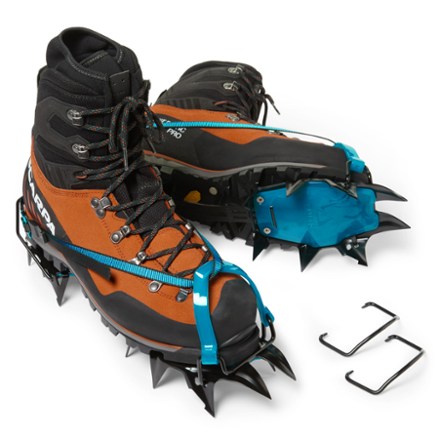 BLUE ICE Griffin 12 Standard Crampons 1