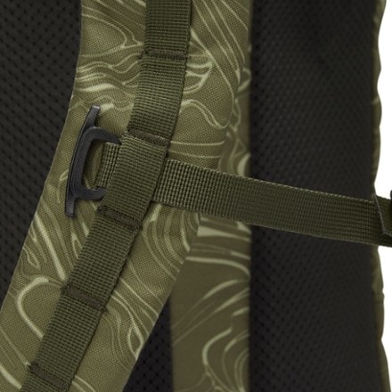 REI Co-op Trailmade 10 Hydration Pack 9