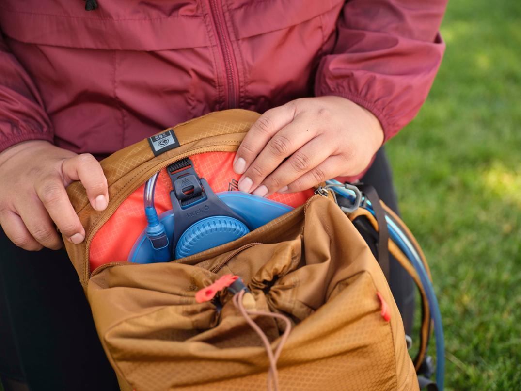Location Image for Nano 18 H2O Hydration Pack - Plus Size
