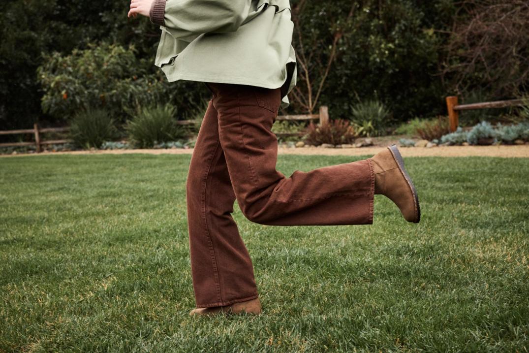 Location Image for Uppsala Shearling Zippered Boots - Women's