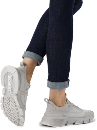 grey sneakers women