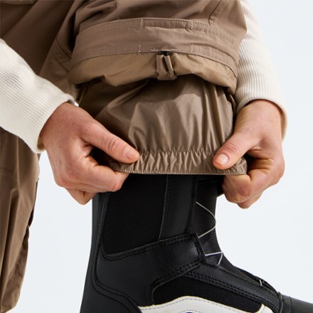 The North Face Slaydee Cargo Pants - Women's 4